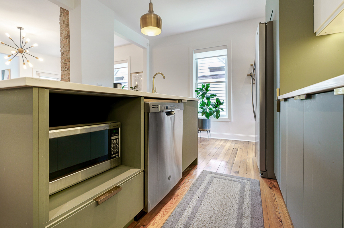 432 E Kossuth St-21