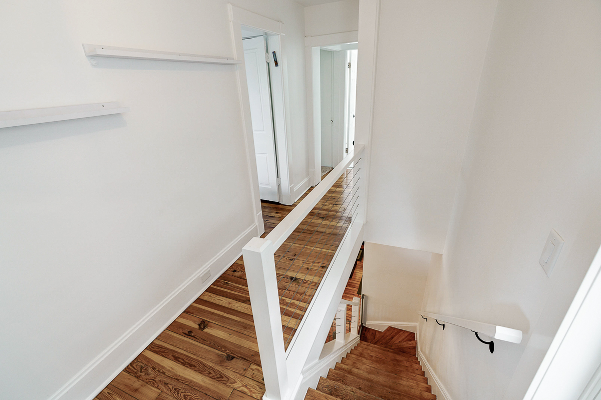 432 E Kossuth St-26