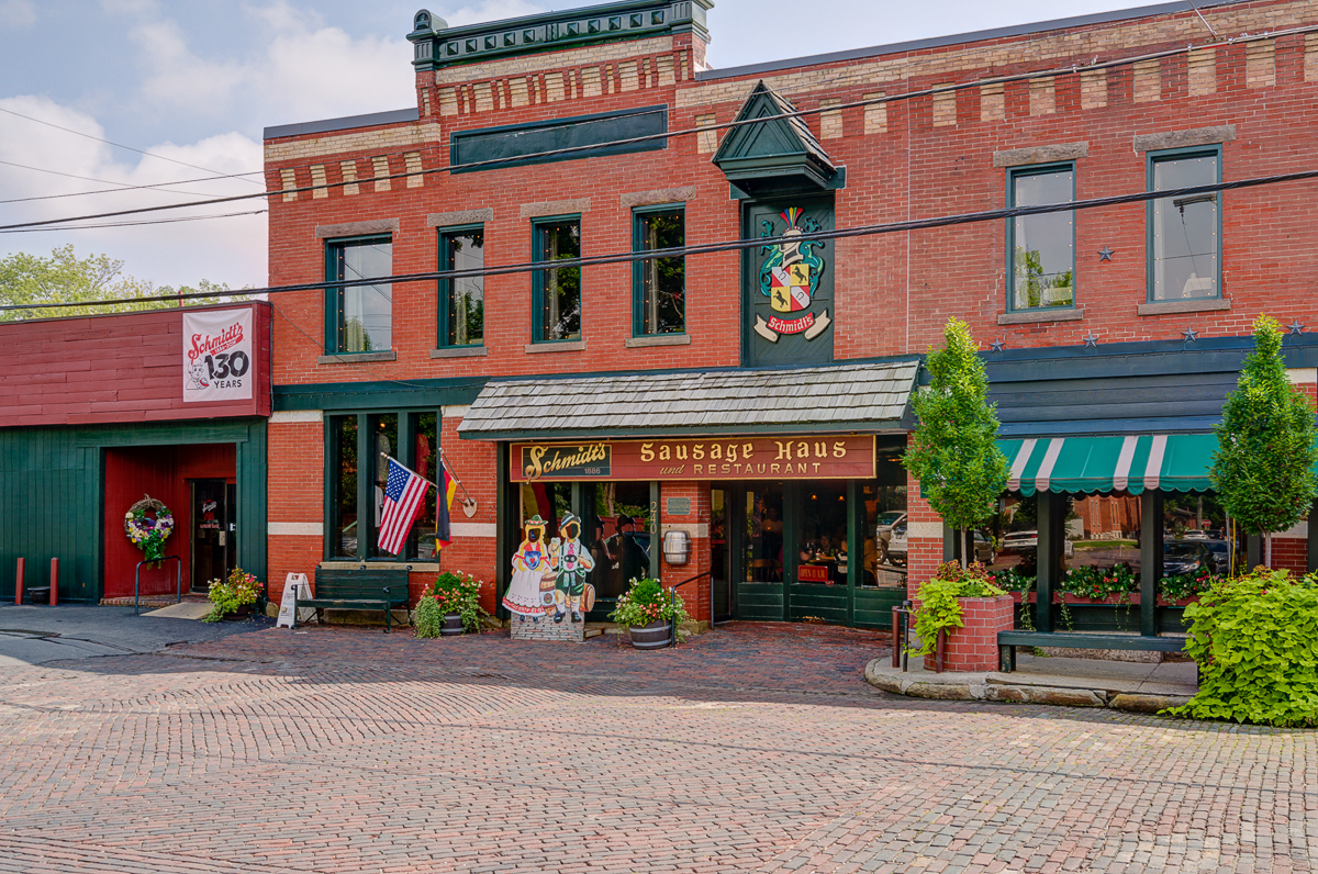 432 E Kossuth St-38