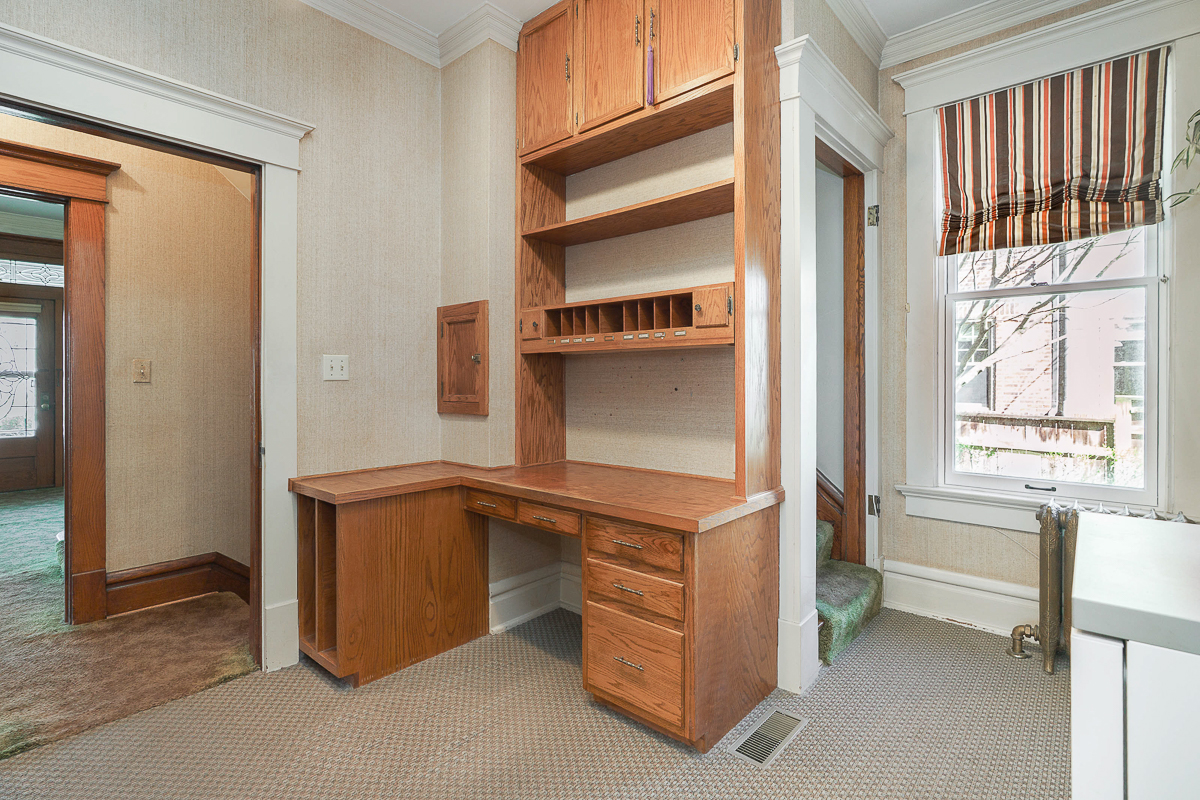 436 s Parkview Ave-34