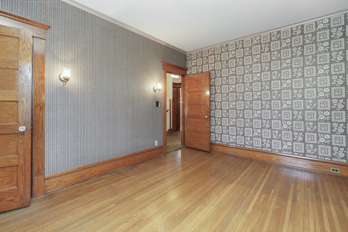 436 s Parkview Ave-40