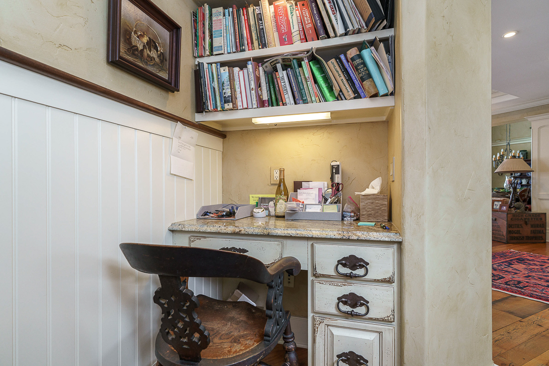 4445 Tavistock Circle-41