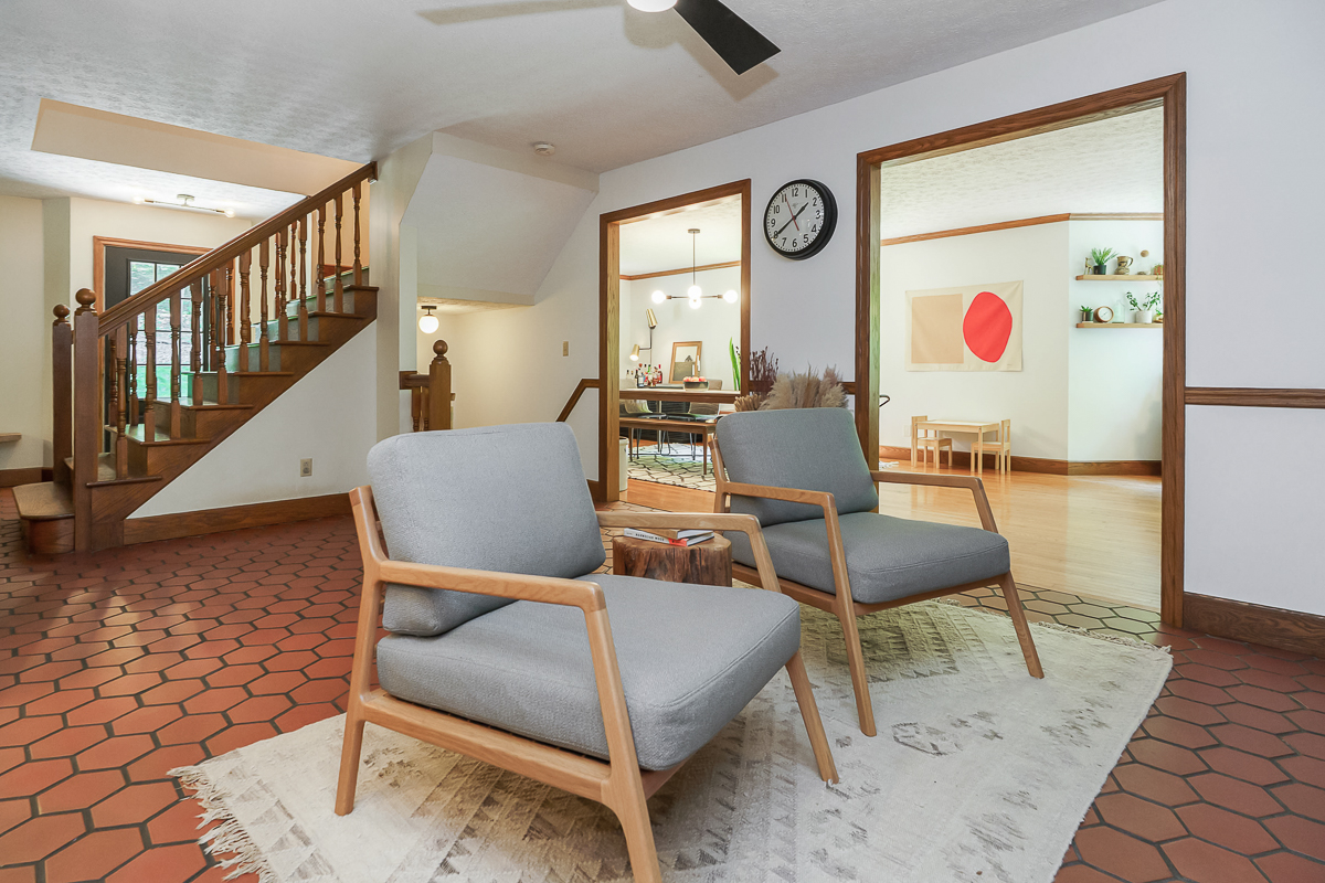 446 Llanberis Dr-50