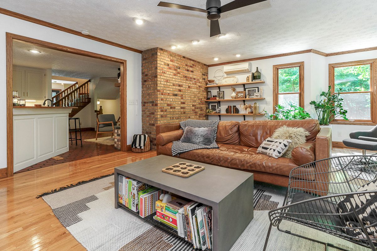 446 Llanberis Dr-64