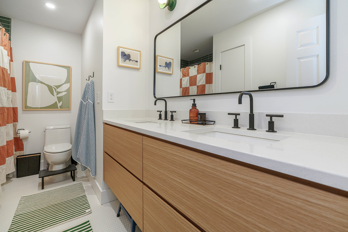446 Llanberis Dr-77