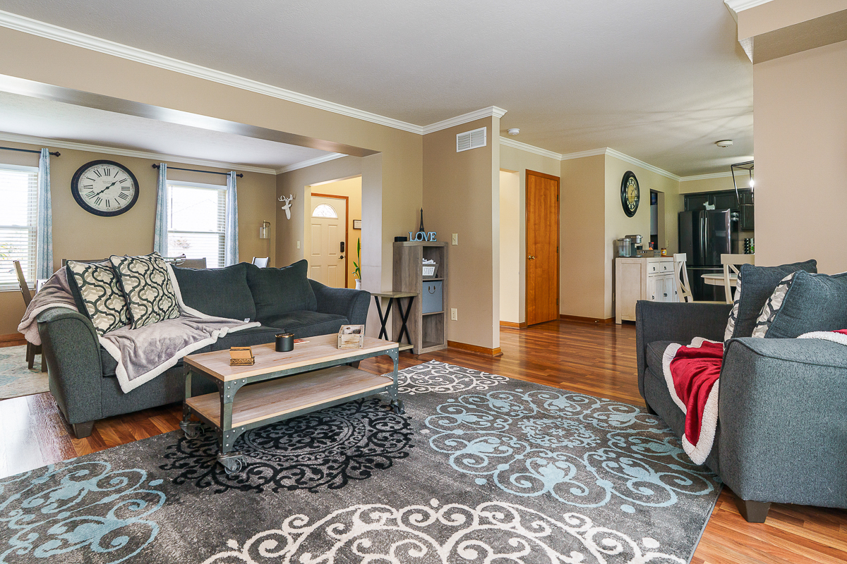 492 Glenside Lane-23