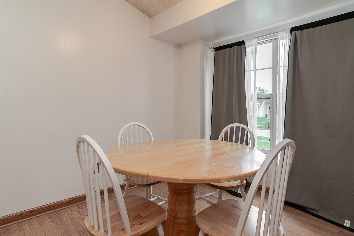 4976 Silver Bow Dr-13