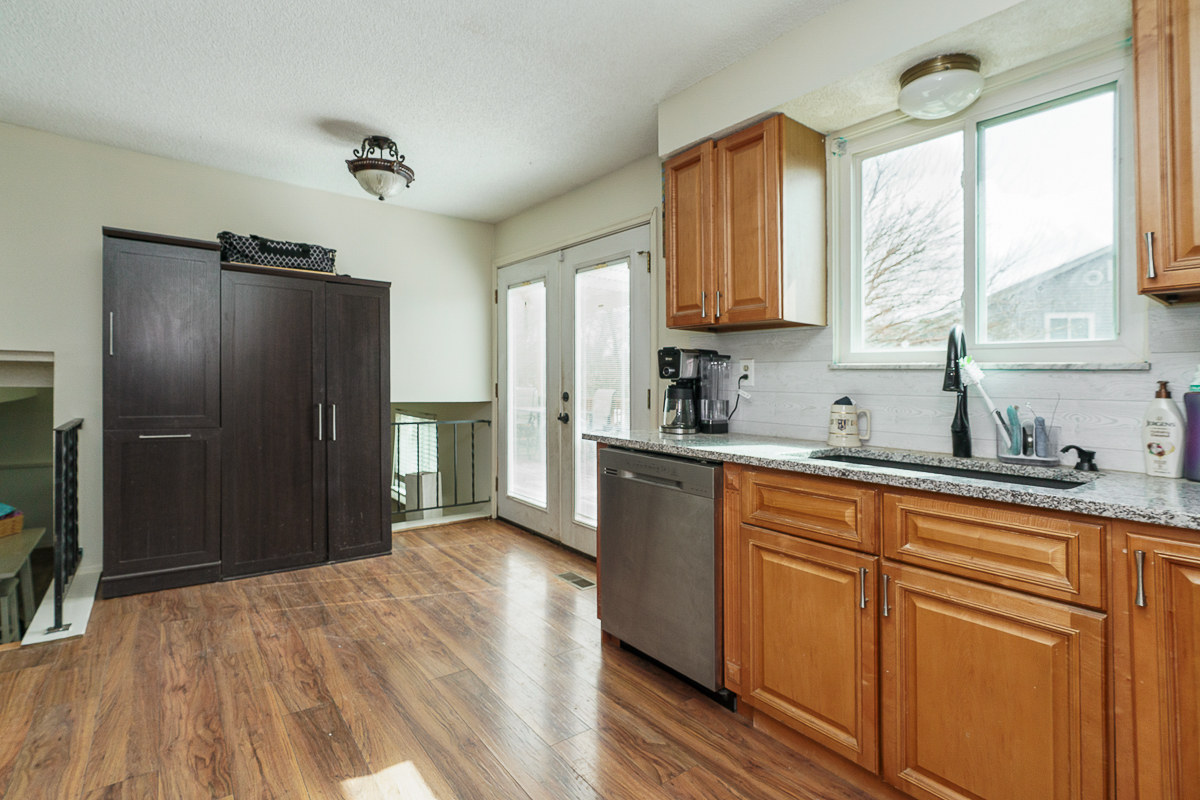 500 Meadows blvd (14 of 34)