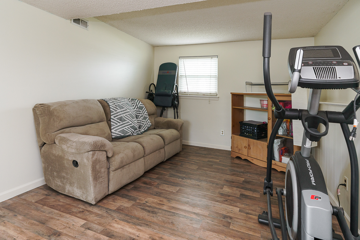 500 Meadows blvd (22 of 34)