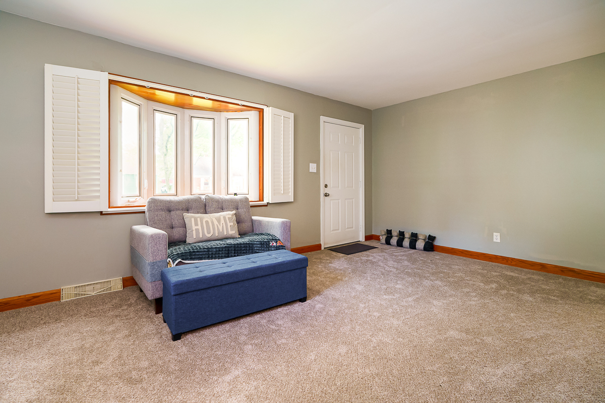 543 Blenheim Rd-13