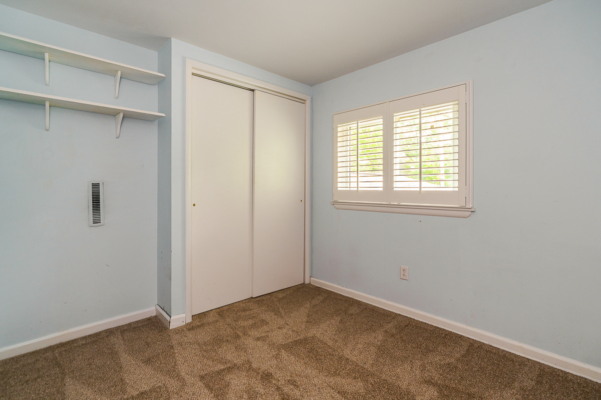 543 Blenheim Rd-32