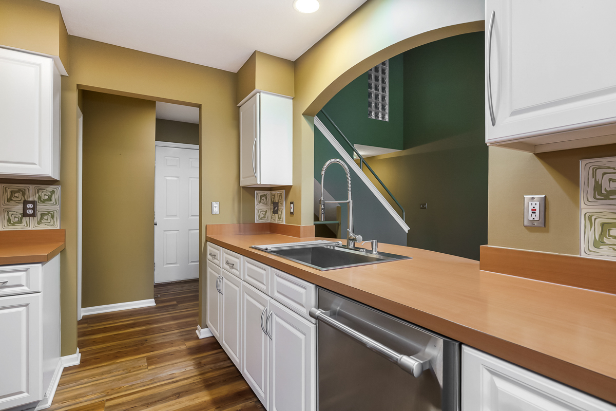 5454 Aubrey Loop--20