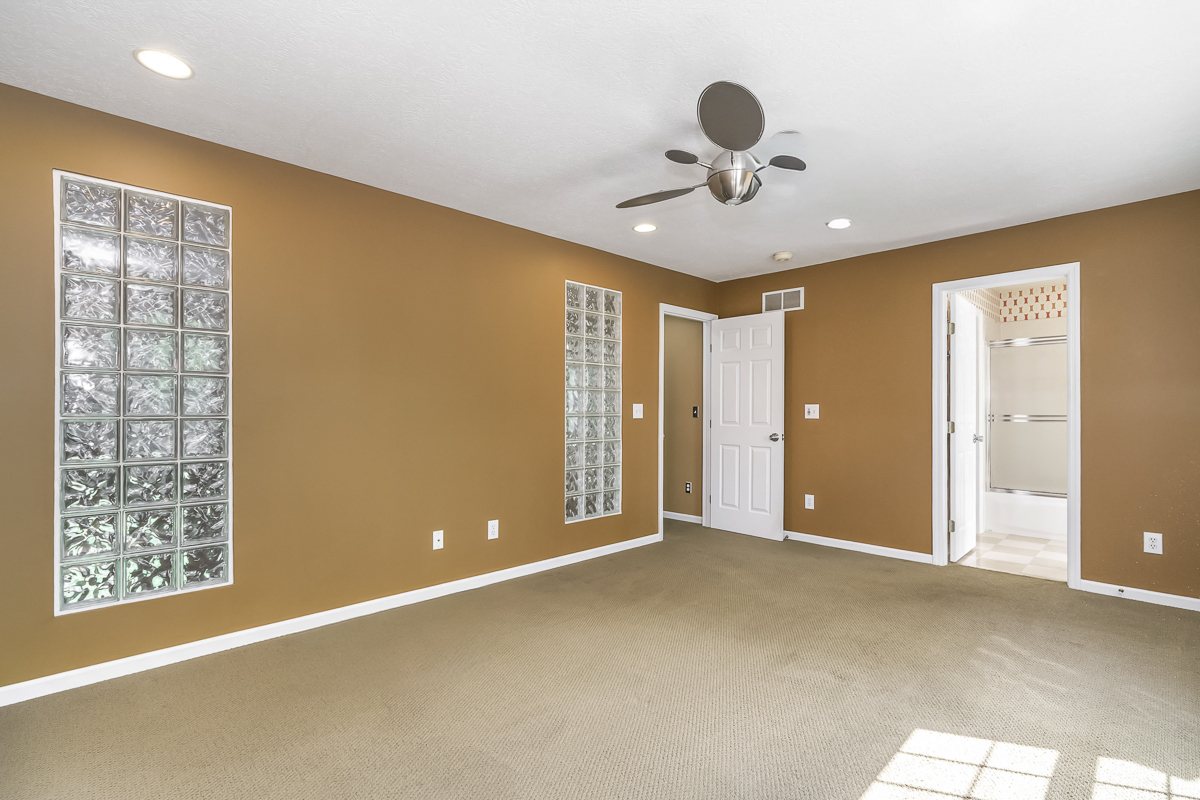 5454 Aubrey Loop--32