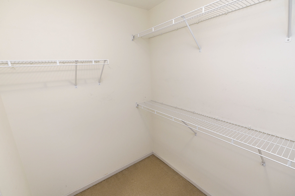 5454 Aubrey Loop--35