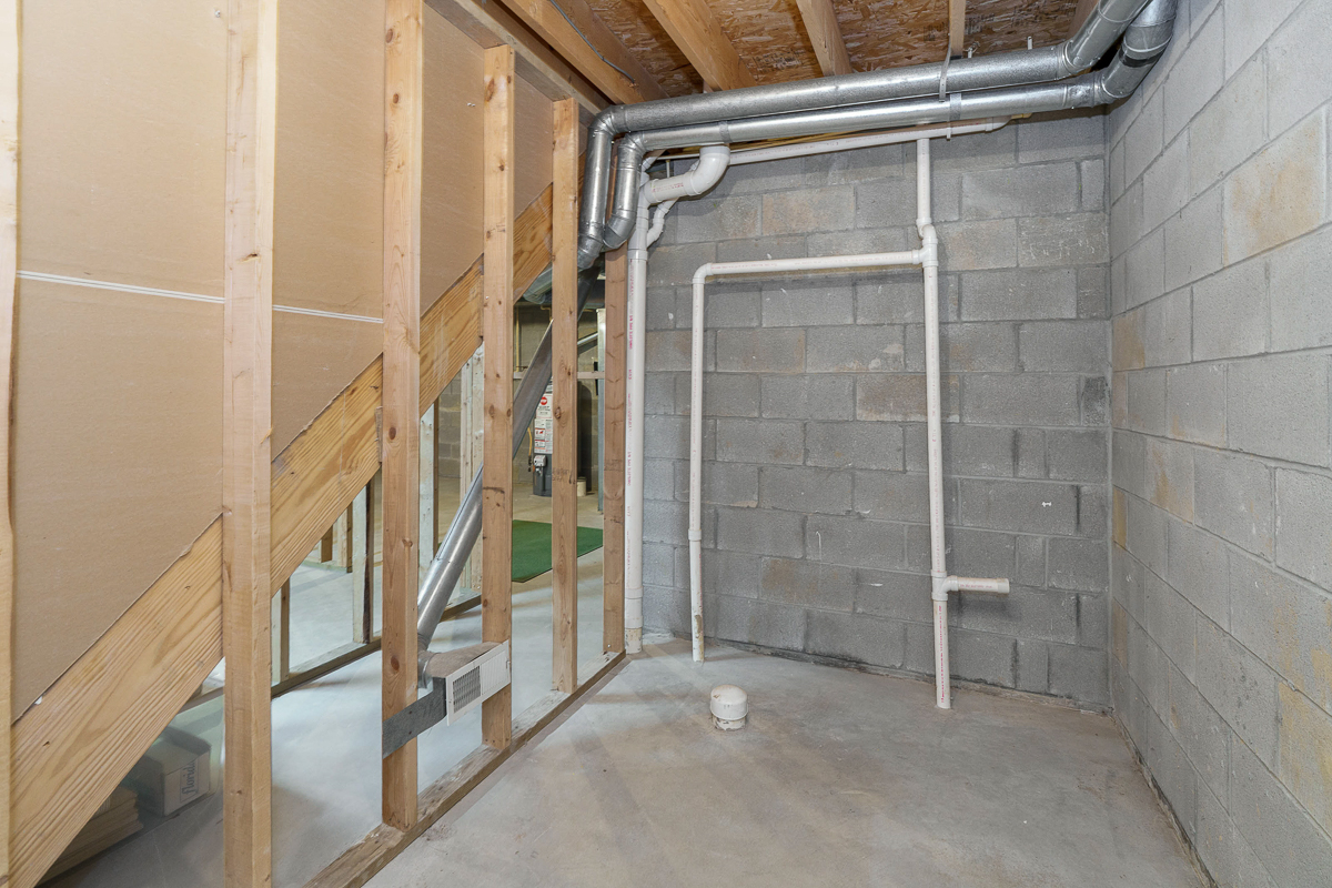 5454 Aubrey Loop--37