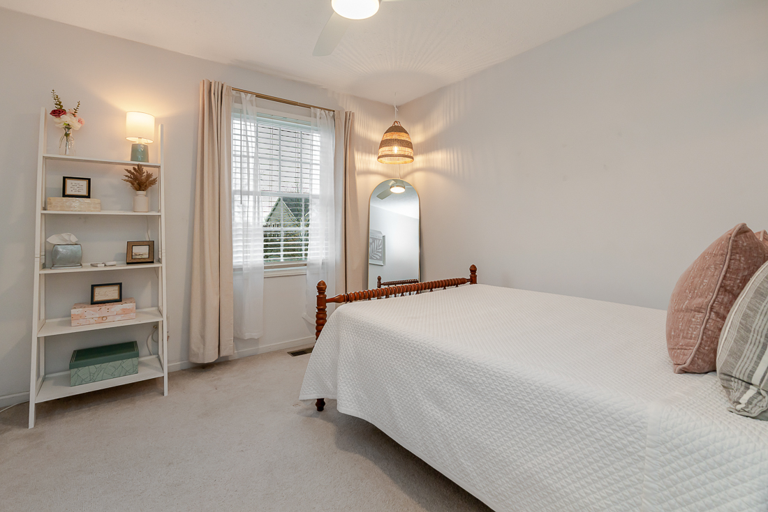 5794 Burnett Dr. N -42