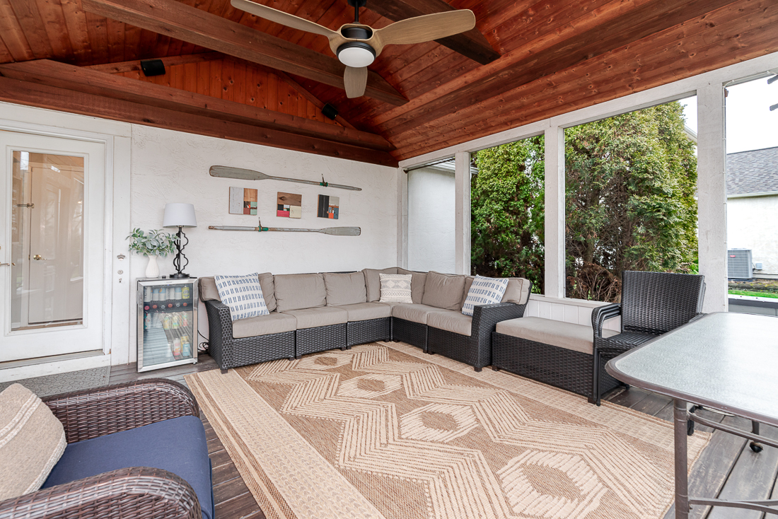 5794 Burnett Dr. N -9