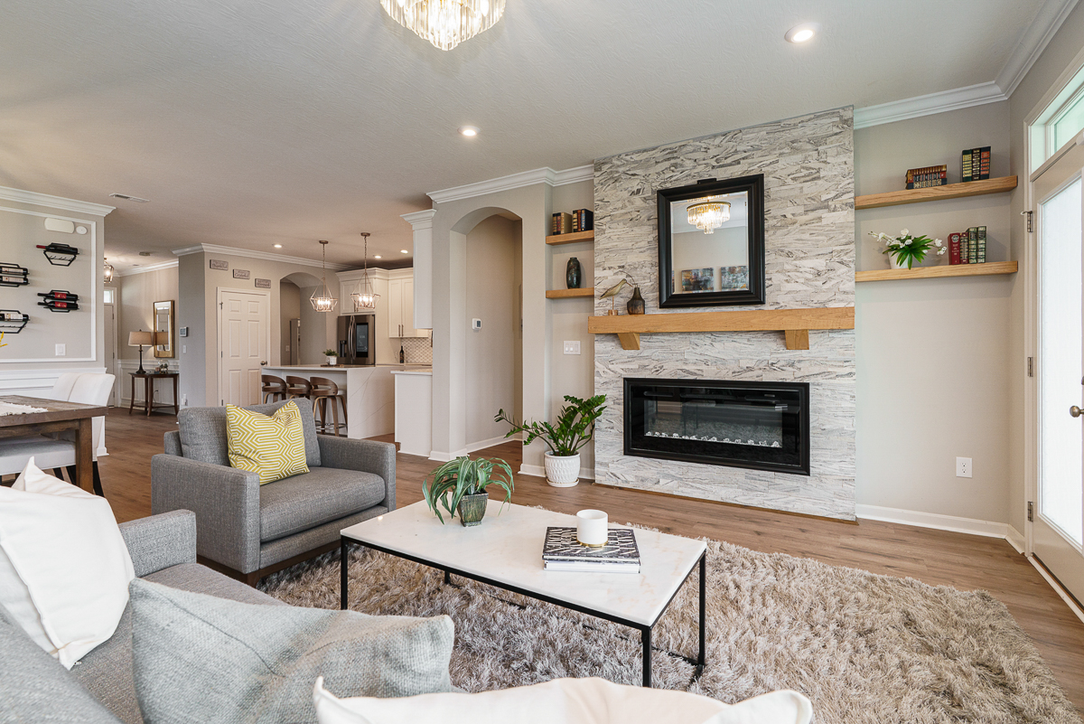 6090 Windcliff Dr-27