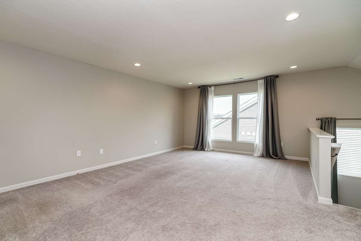 6090 Windcliff Dr-38