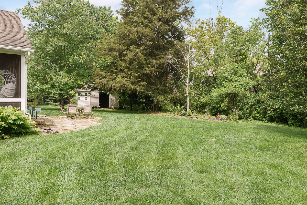 60 e Pawnee Dr-13