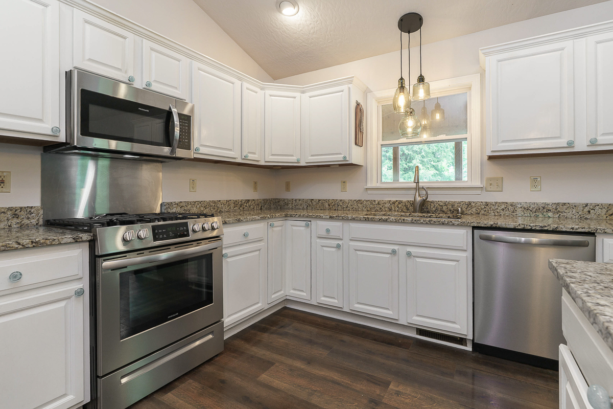60 e Pawnee Dr-29