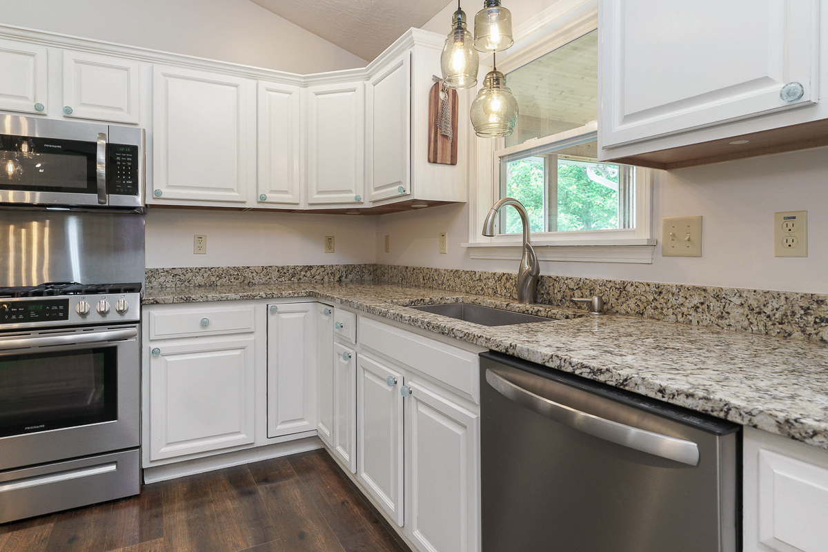 60 e Pawnee Dr-32
