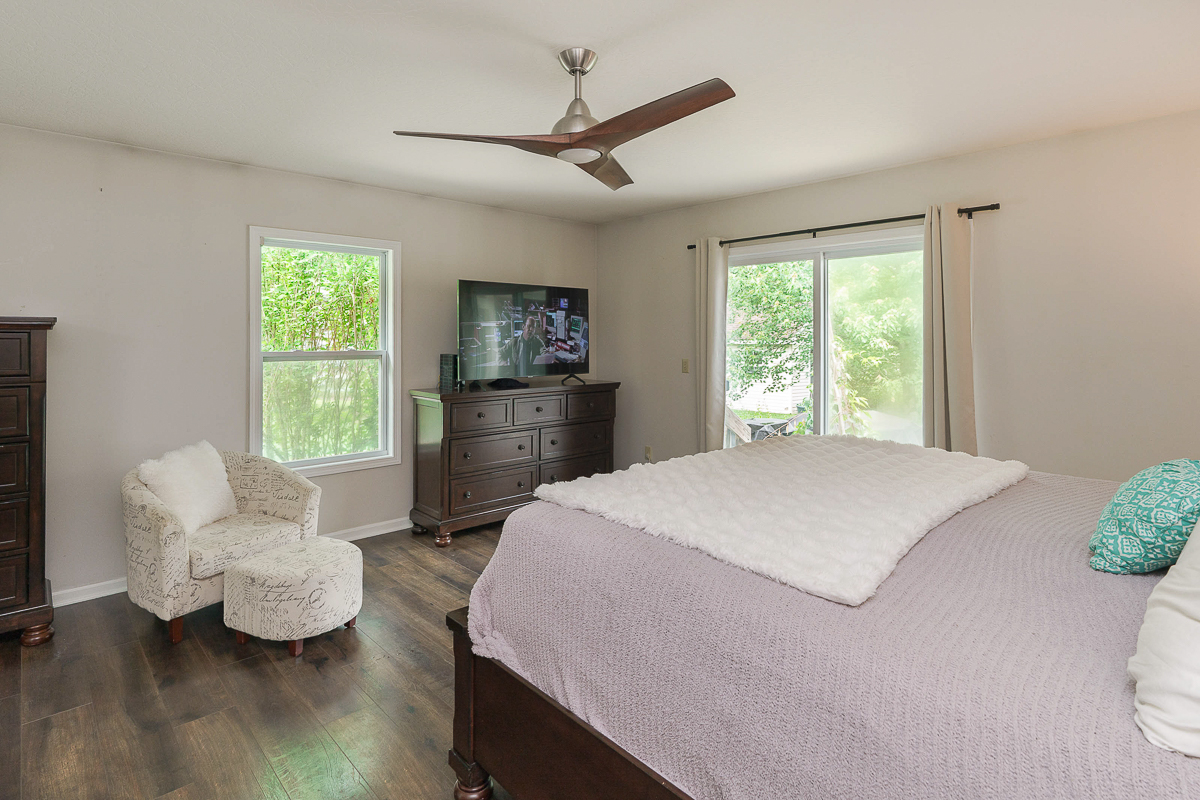 60 e Pawnee Dr-34