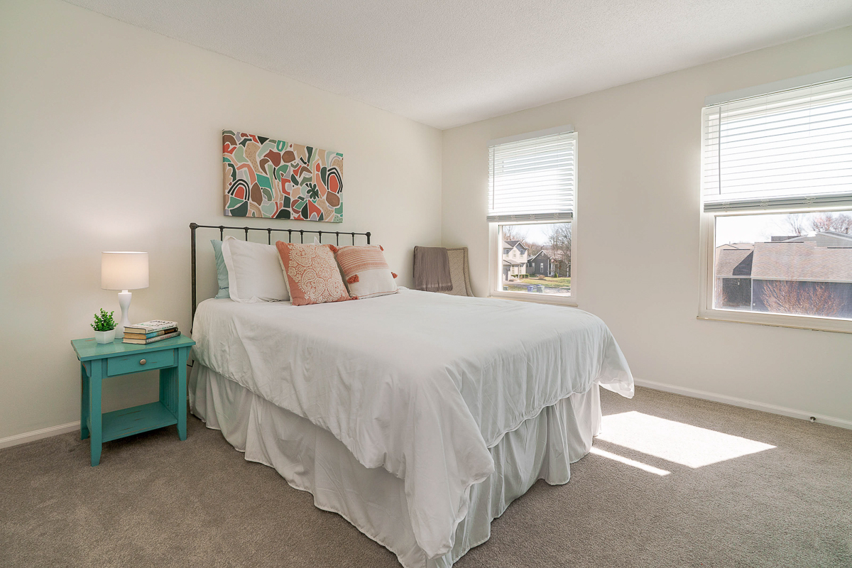 6180 Greenhaven Ave-30