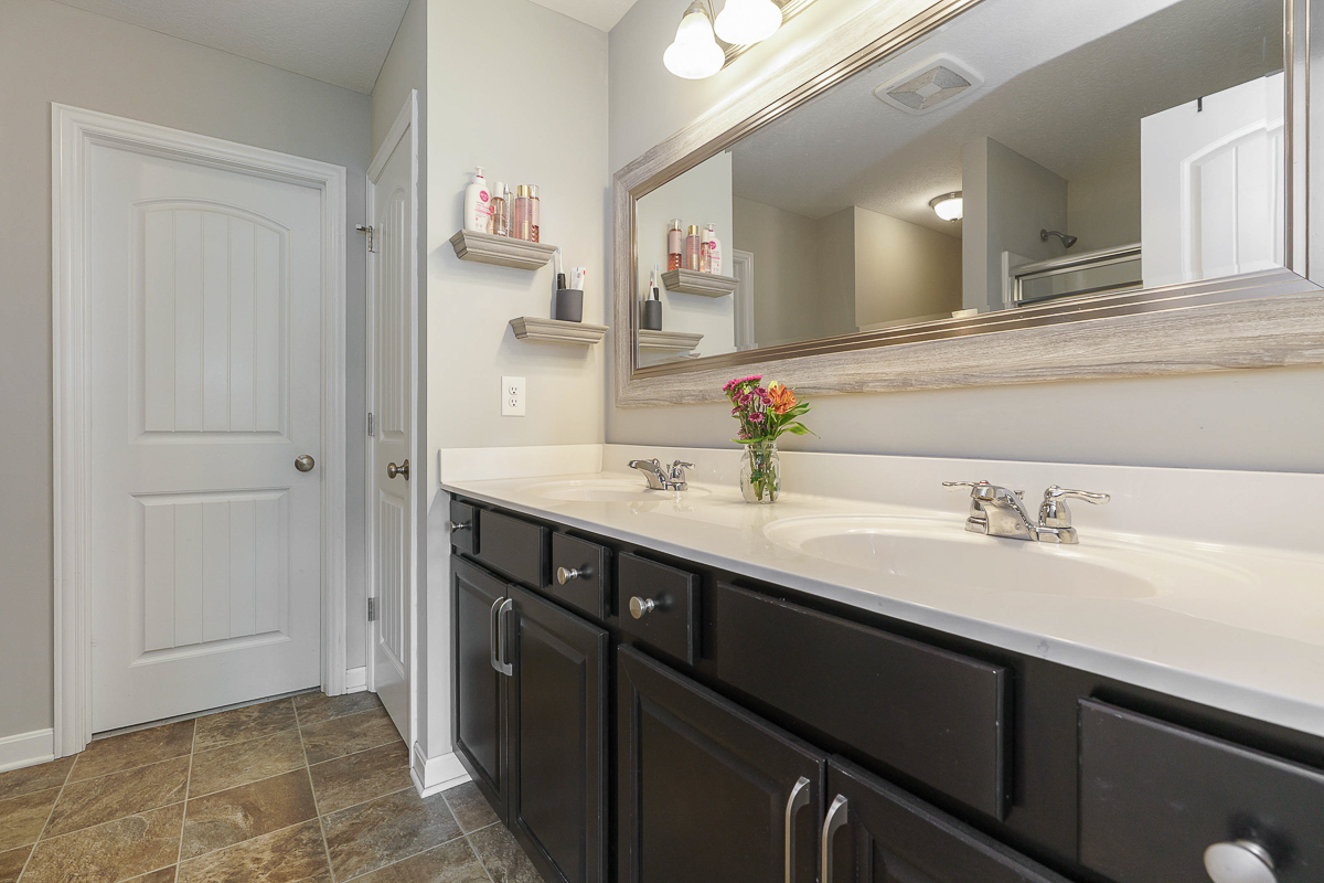 623 Azalea Fields Dr-35