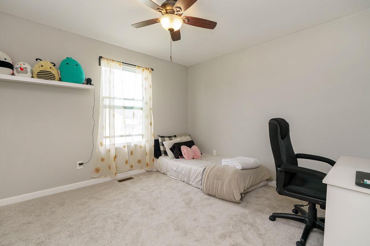 623 Azalea Fields Dr-38