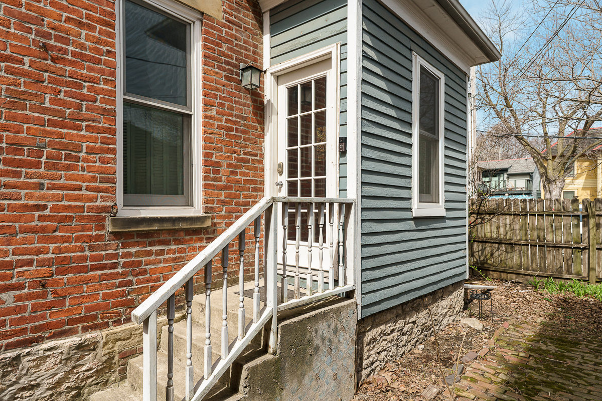 66 E Hubbard Ave-3