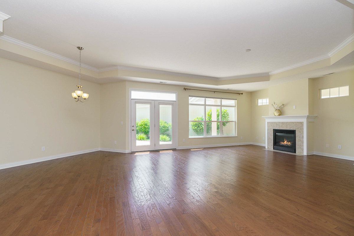 6843 Garden View Dr-28