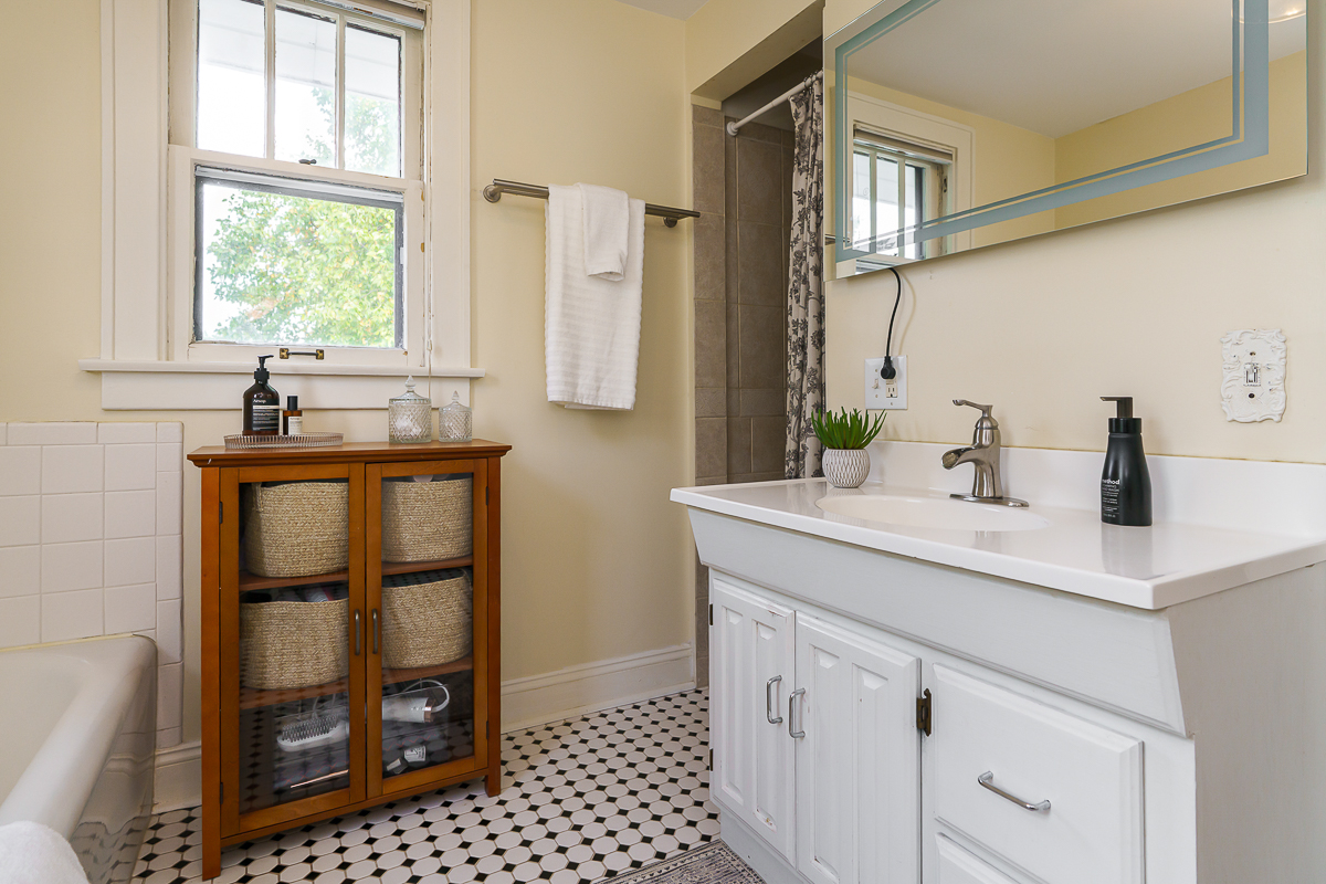 698 s Remington Rd-33