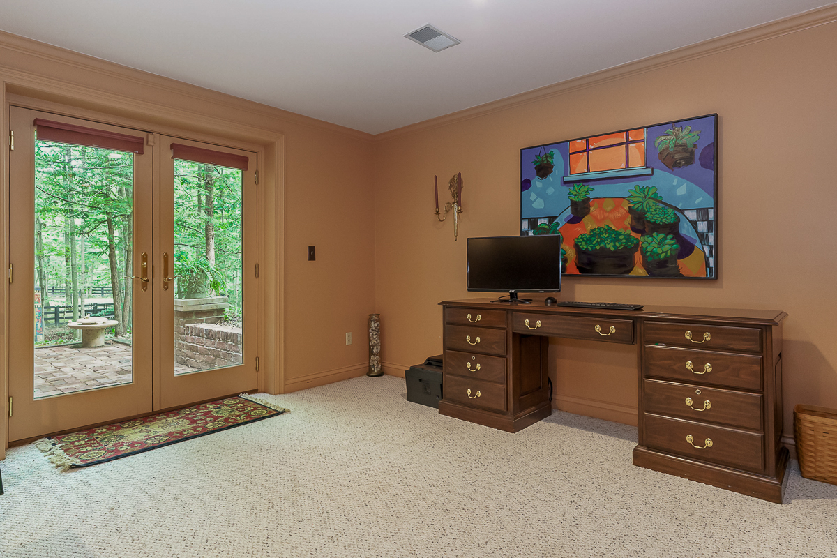 700 Eagle Ridge-29