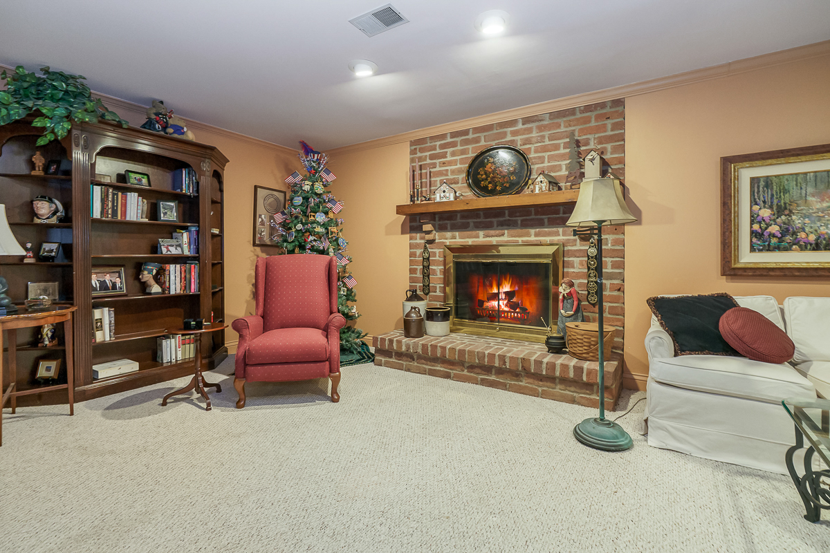 700 Eagle Ridge-30