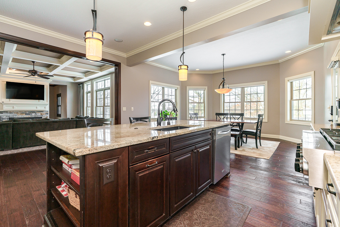 7134 Wilton Chase-39