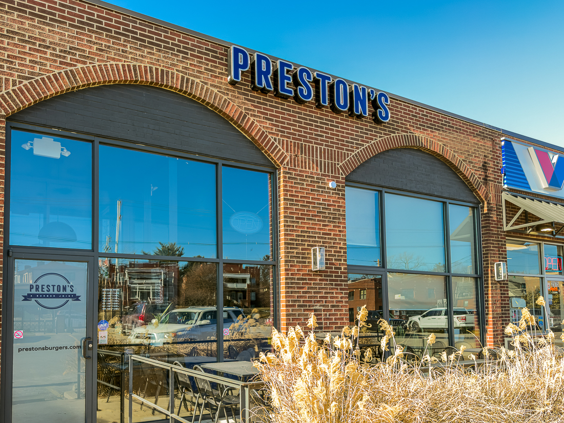 76 e Lakeview Ave-60