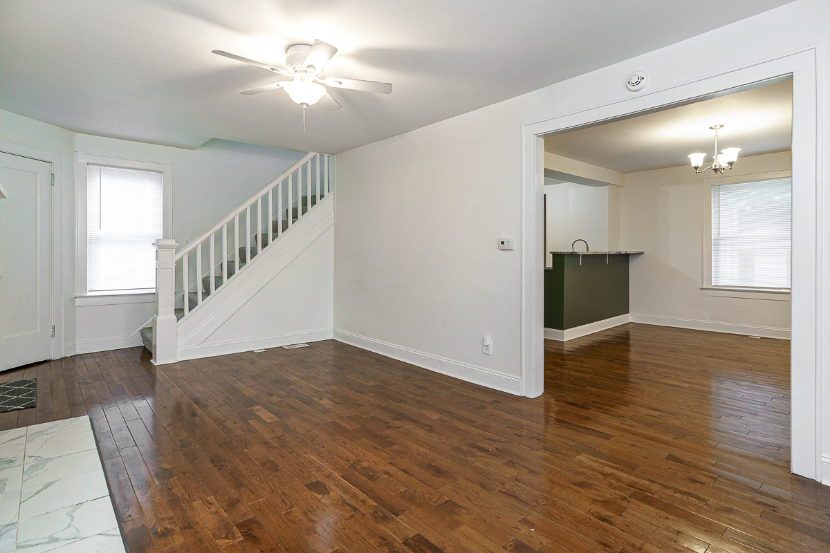 786 Ann St-15
