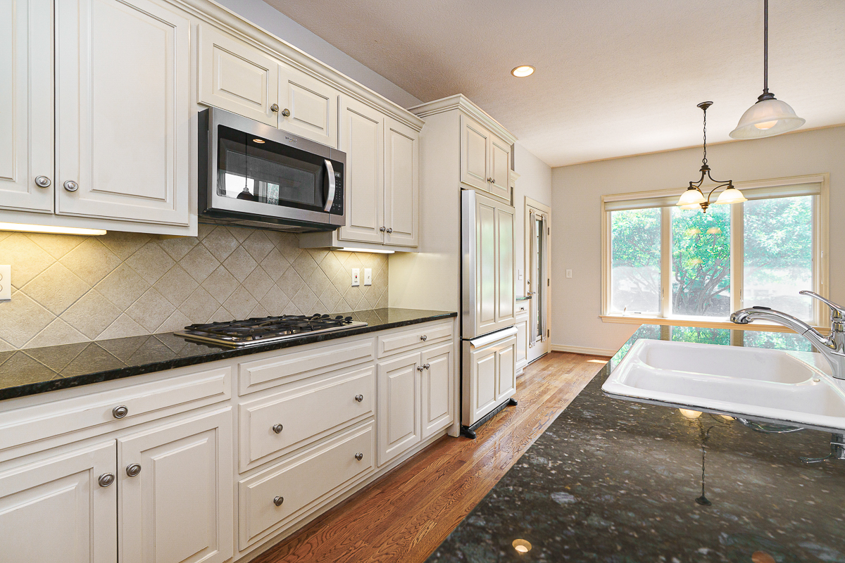 8065 Campbell Ln-24