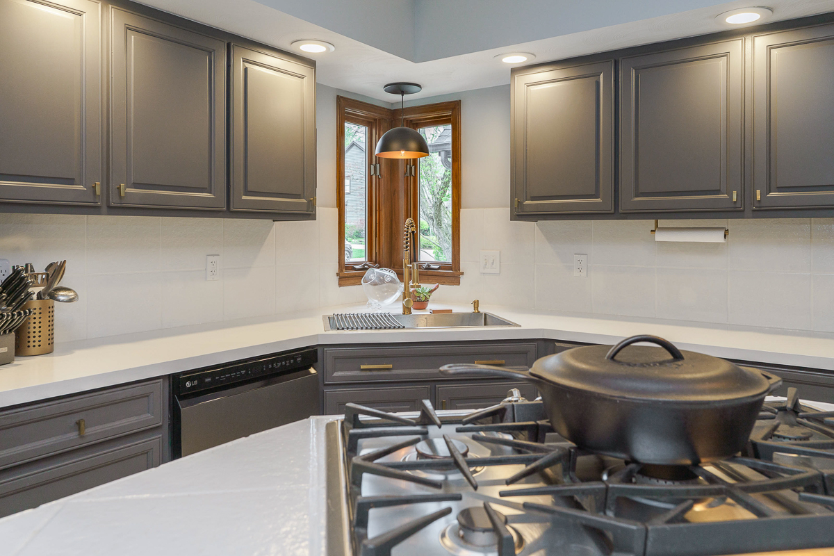 8176 Lake Bluff Ct-35