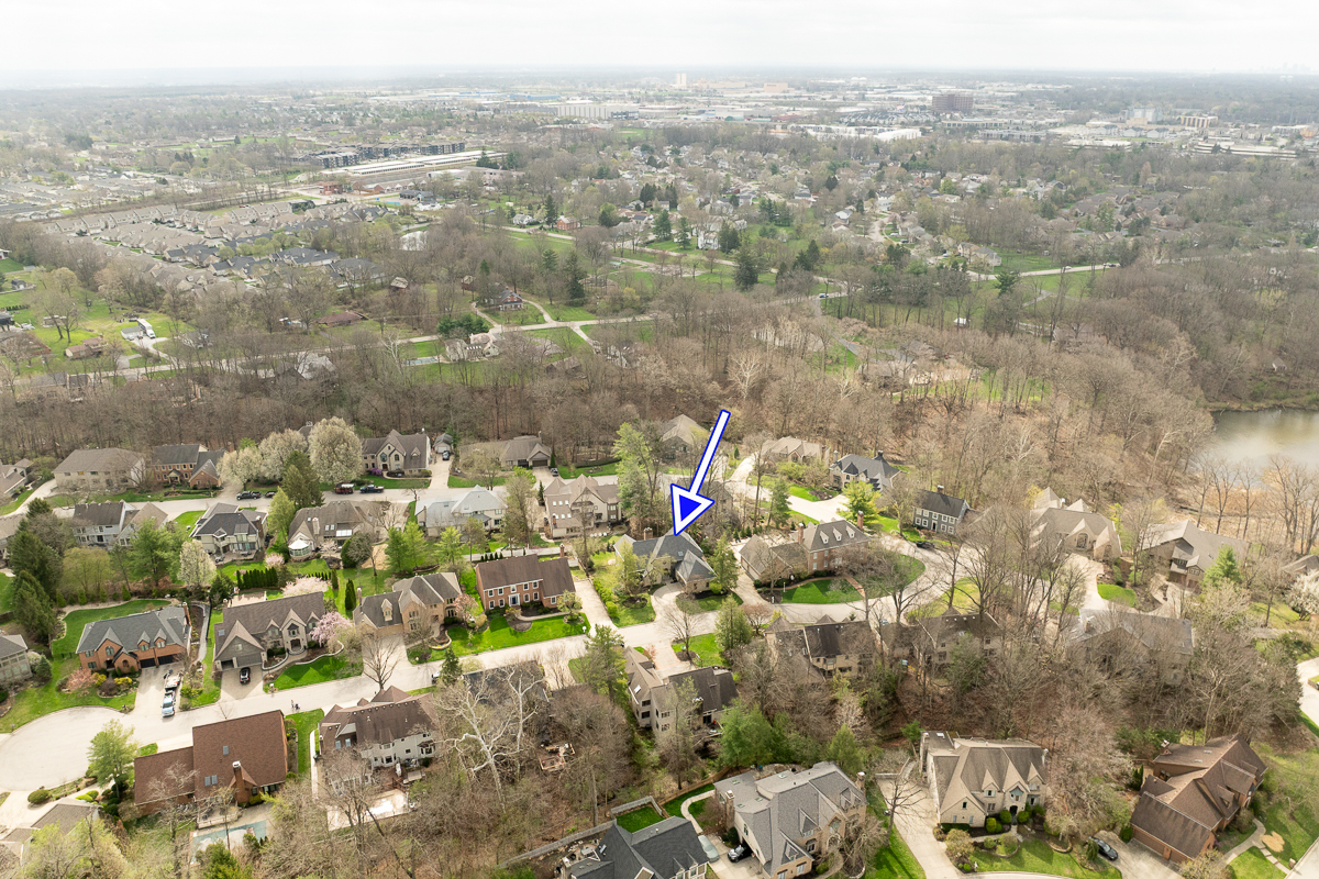 8176 Lake Bluff Ct-4