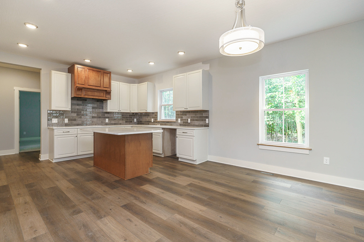 8294 Morgan St-13