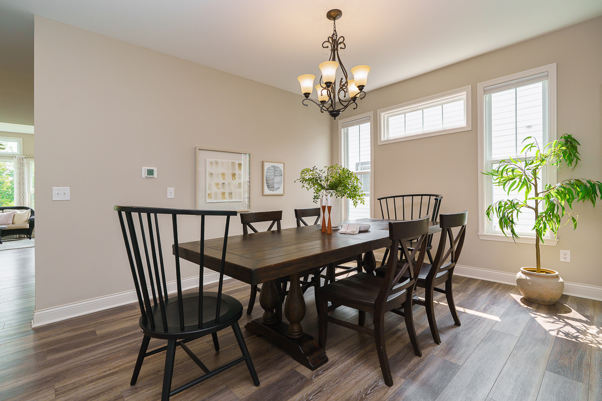 829 Pathlow Dr-16