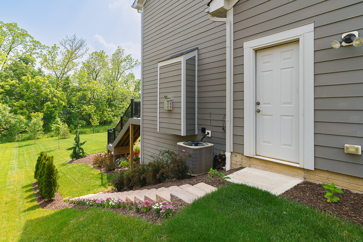 829 Pathlow Dr-5