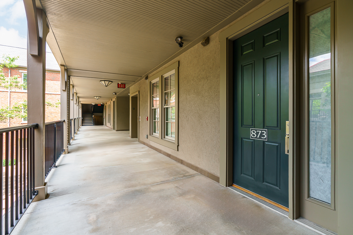 873 s Pearl St-12