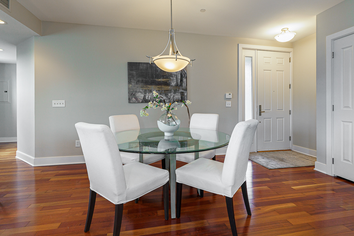 873 s Pearl St-23