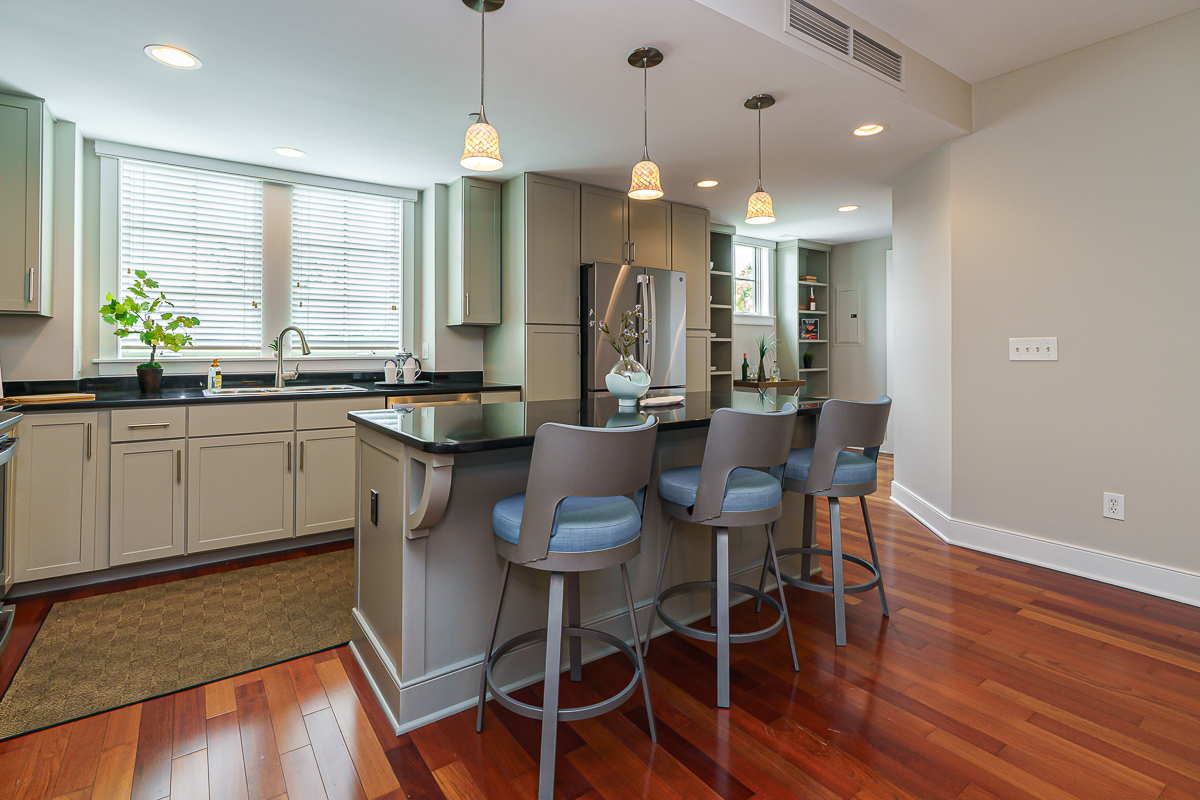 873 s Pearl St-24