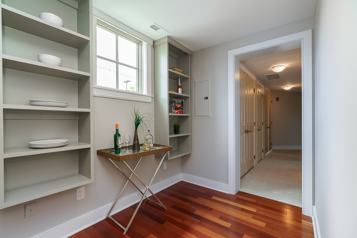 873 s Pearl St-30