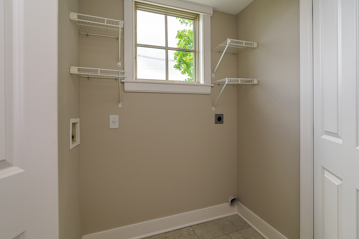 873 s Pearl St-35