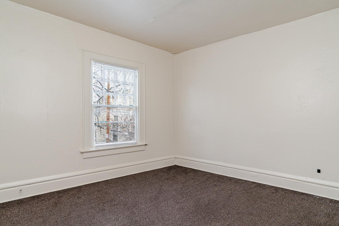 13 E Norwich Ave -18